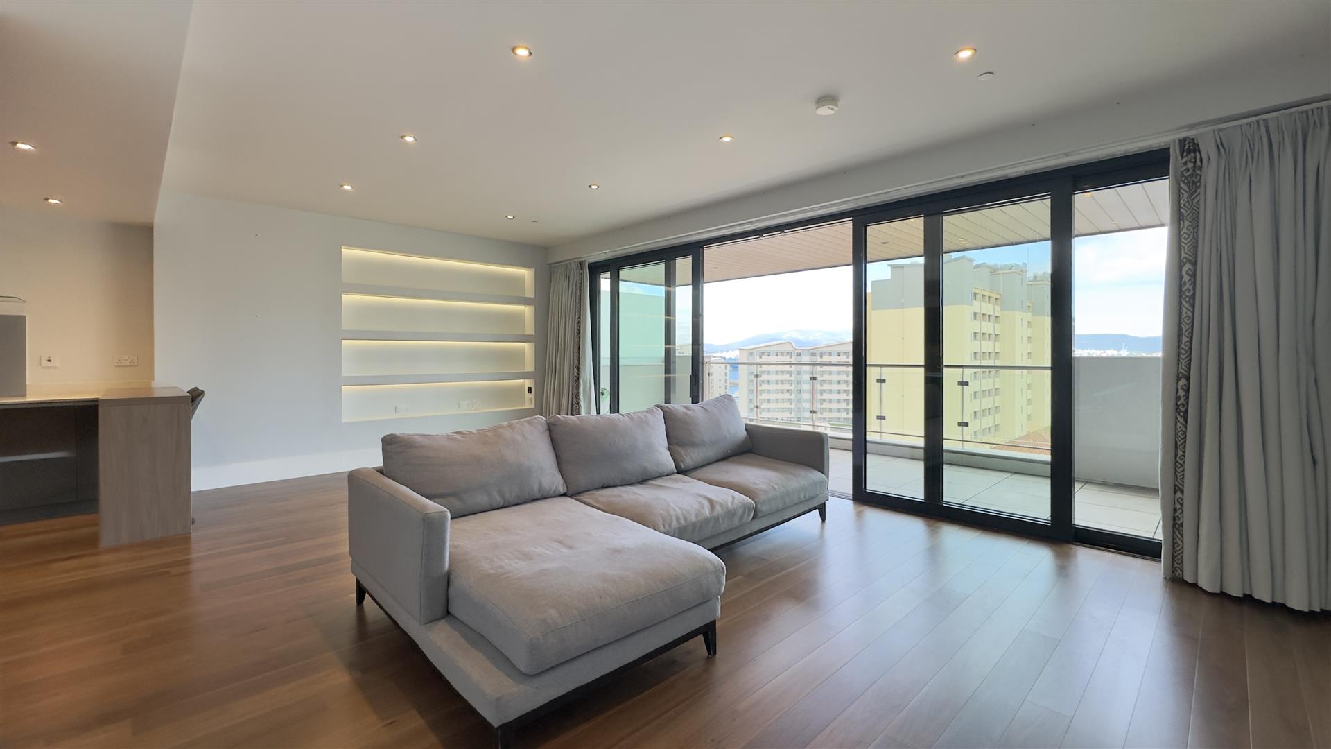 Image of Apartment - 3 Bedrooms - 2 Bathrooms for Sale in Midtown-Gibraltar, Image 1